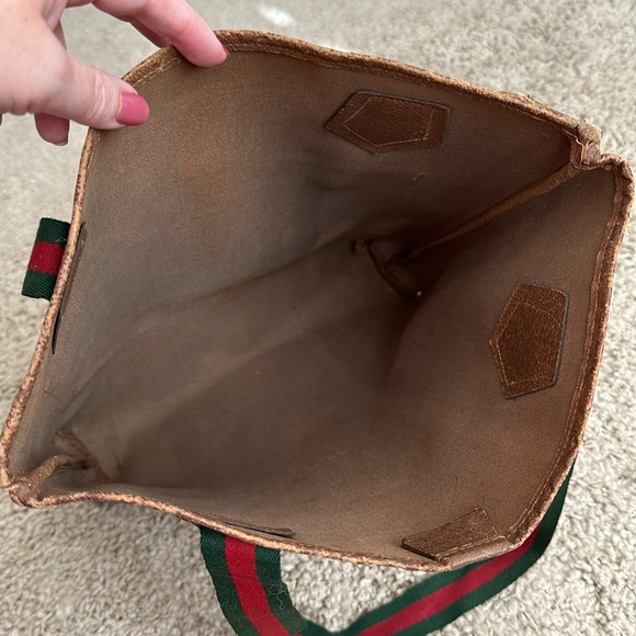 Gucci Plus Tote Bag - Picture 12 of 14